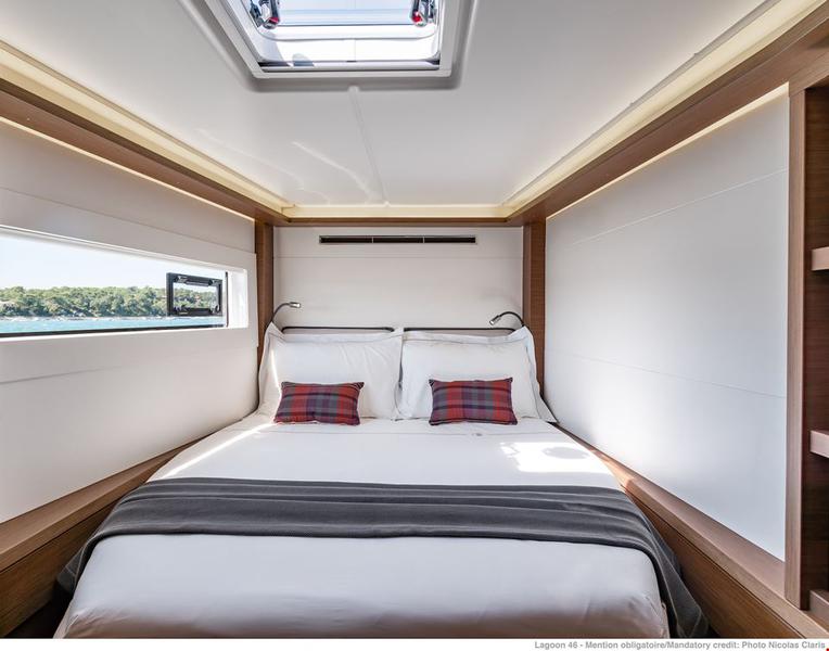 Book yachts online - catamaran - Lagoon 46 (2022) equipped with a/c (salon + cabins), generator, ice maker, 2x SUP - ACTIVE CRUISES - rent