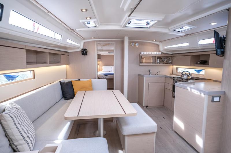 Book yachts online - sailboat - Oceanis 40.1 - KEIKI - rent