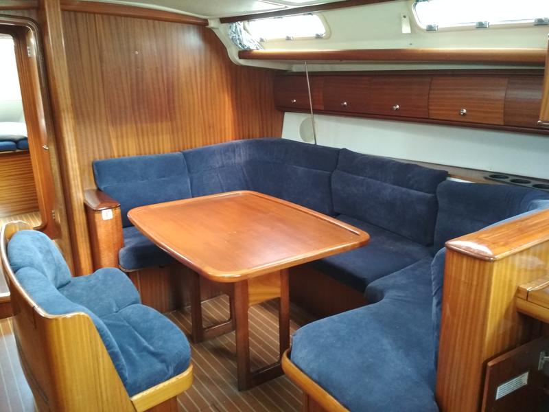 Book yachts online - sailboat - Bavaria 41 - Dimco - rent