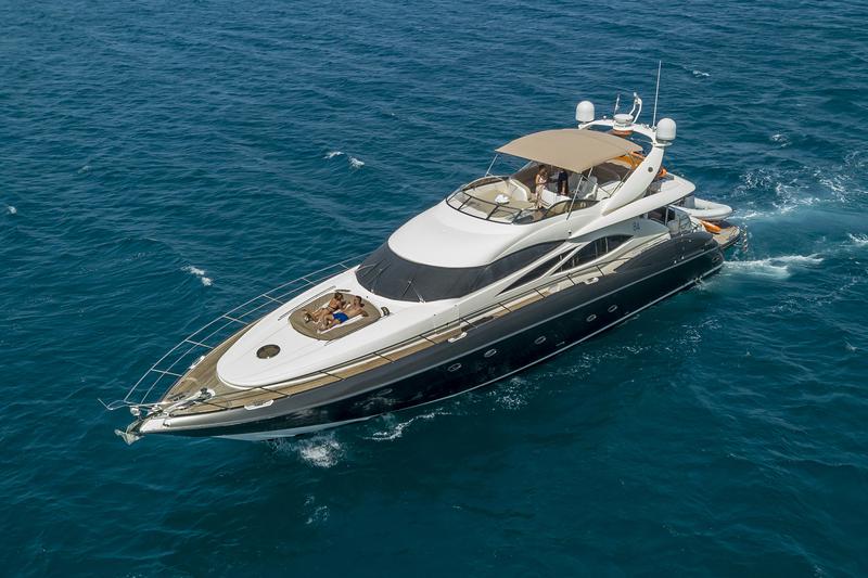 Book yachts online - motorboat - Sunseeker Manhattan 84 - SKYWATER - rent