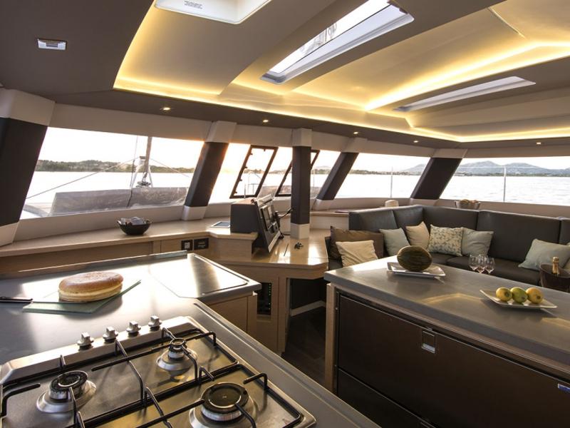 Book yachts online - catamaran - Saba 50 - Apres Ski - rent
