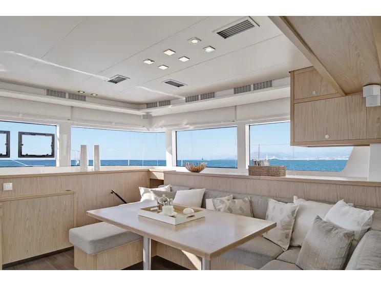 Book yachts online - catamaran - Lagoon 52 - 6 Cabin - Royal Flush (A/C - Generator - Refit 2022) - rent