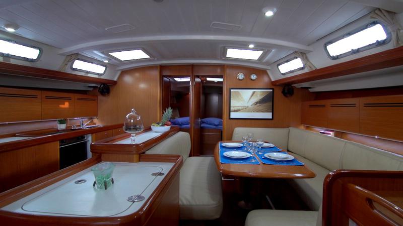 Book yachts online - sailboat - Cyclades 50.5 - Roulette - (A/C - Generator - Refit 2021) - rent