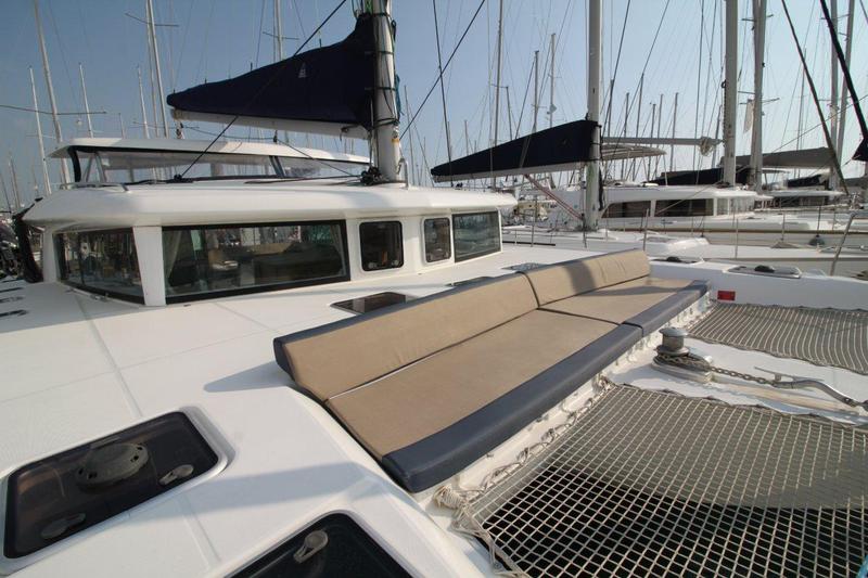 Book yachts online - catamaran - Lagoon 420 - Vegas  - (A/C - Generator - Refit 2021) - rent