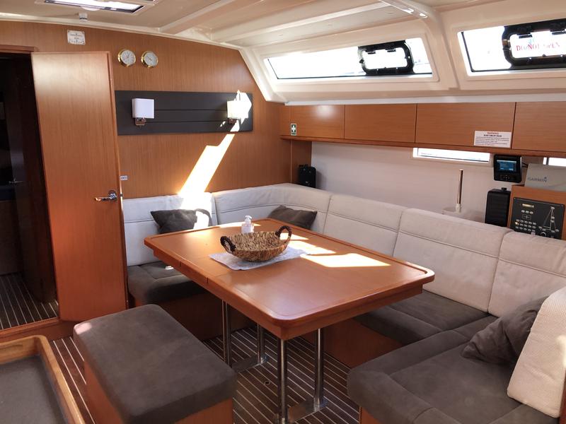 Book yachts online - sailboat - Bavaria Cruiser 46 - S/Y Orsalia - rent