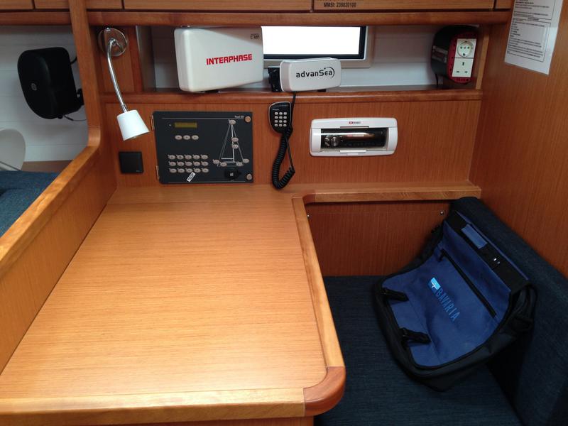 Book yachts online - sailboat - Bavaria Cruiser 41 - S/Y Alisahni - rent