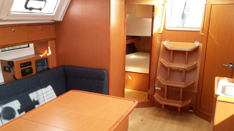 Book yachts online - sailboat - Bavaria Cruiser 46 - Katina - rent
