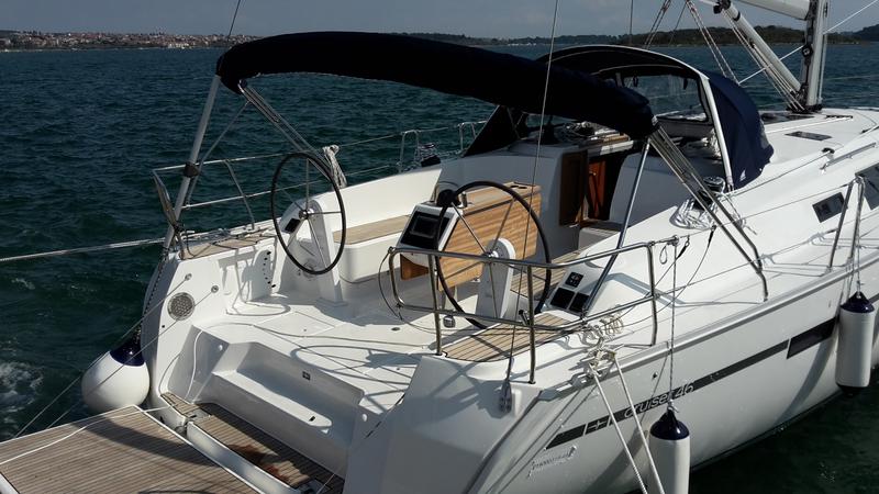 Book yachts online - sailboat - Bavaria Cruiser 46 - Katina - rent