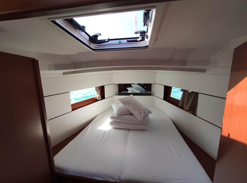 Book yachts online - sailboat - Oceanis 38.1 - Citrea - rent