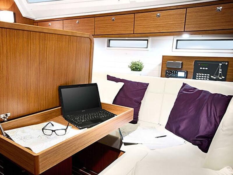 Book yachts online - sailboat - Bavaria 46 - Konti - rent