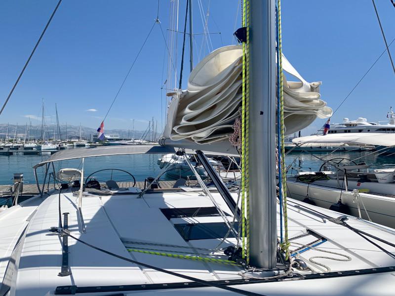 Book yachts online - sailboat - Hanse 445 - DEVIATY - rent
