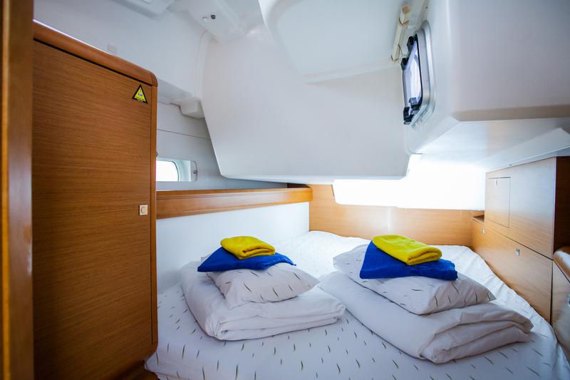 Book yachts online - sailboat - Sun Odyssey 509 - Rock Point - rent
