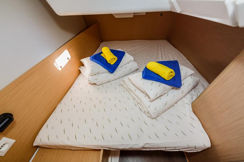 Book yachts online - sailboat - Oceanis 38.1 - Obsession - rent