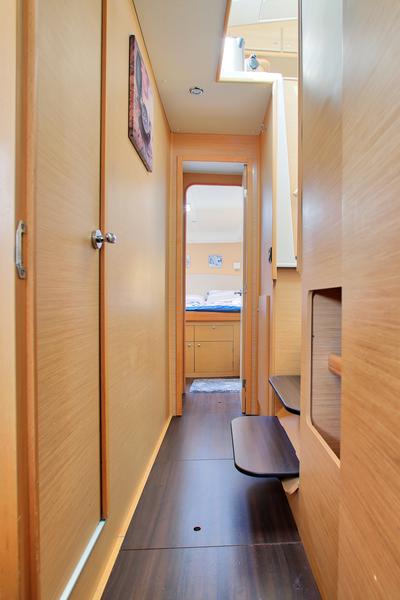 Book yachts online - catamaran - Lagoon 440 - UNIQUE - rent