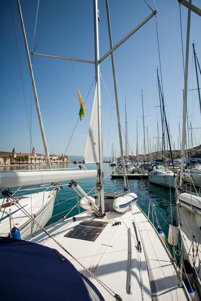 Book yachts online - sailboat - Bavaria Cruiser 34 - Take Five - rent