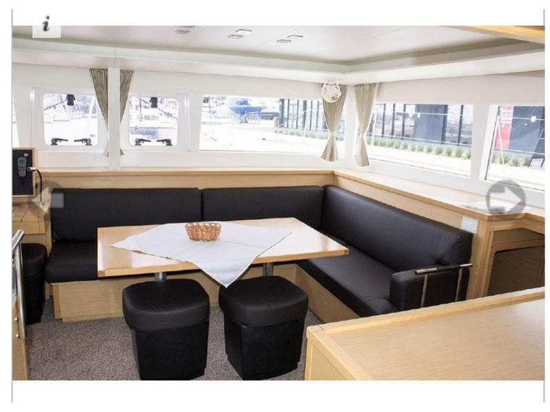 Book yachts online - catamaran - Lagoon 450 Fly - SUNSHINE I - rent