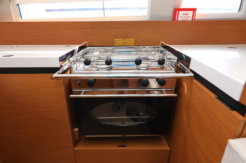 Book yachts online - sailboat - Sun Odyssey 410 - Vague - rent
