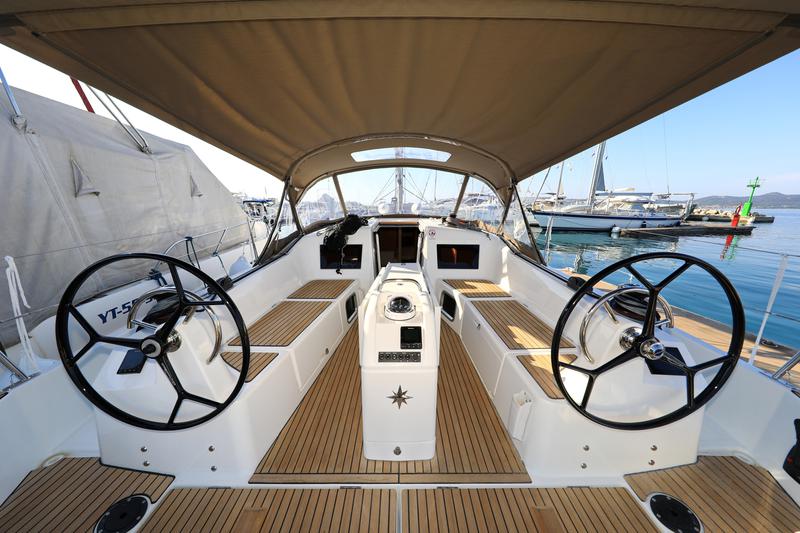 Book yachts online - sailboat - Sun Odyssey 410 - Vague - rent