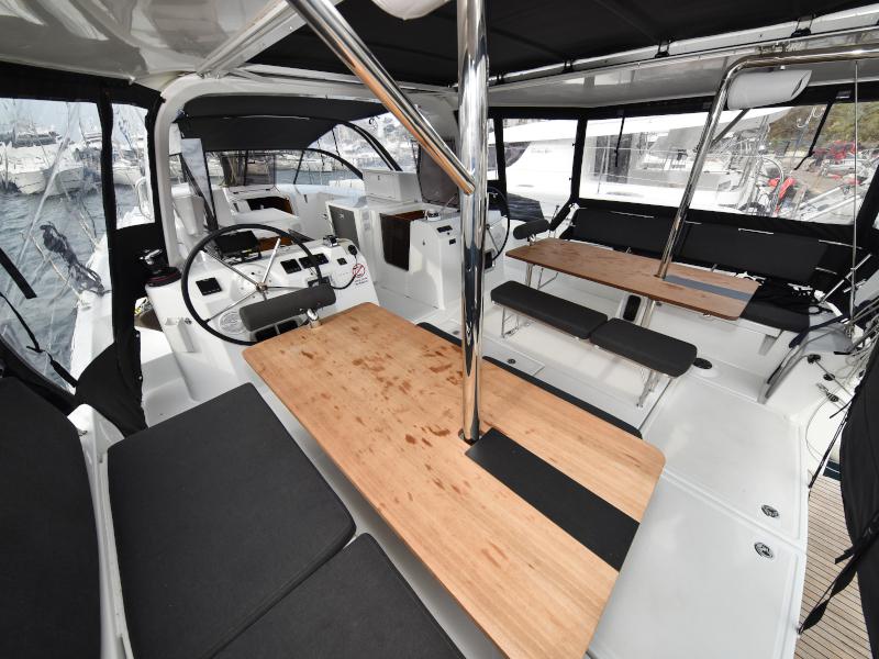 Book yachts online - sailboat - Sun Loft 47 - New Horizons - rent