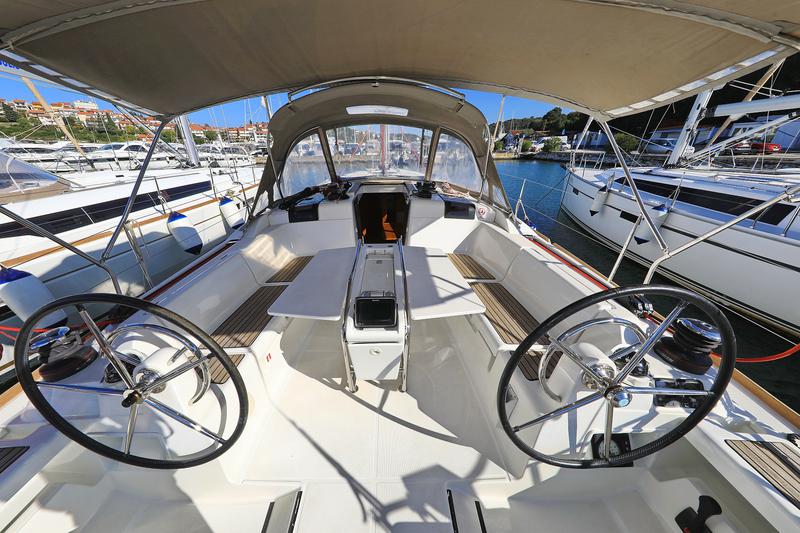 Book yachts online - sailboat - Sun Odyssey 449 - Canne Bleue - rent