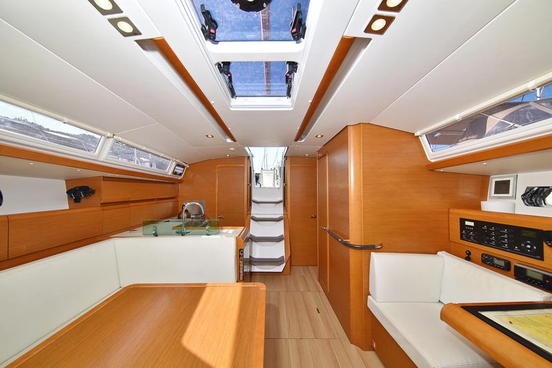 Book yachts online - sailboat - Sun Odyssey 449 - Canne Bleue - rent