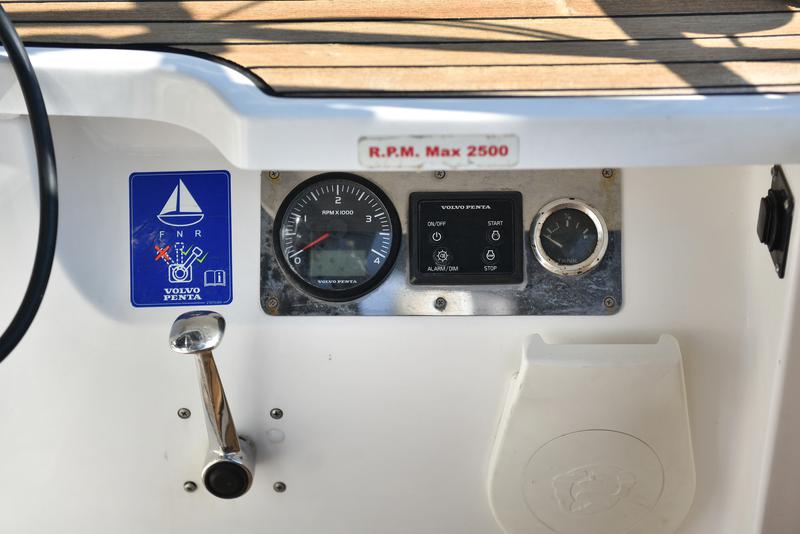 Book yachts online - sailboat - Bavaria Cruiser 46 - TICIJA - rent