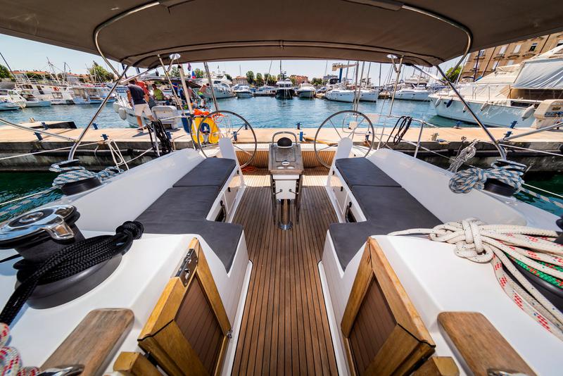 Book yachts online - sailboat - Bavaria Cruiser 46 - Baligot - rent