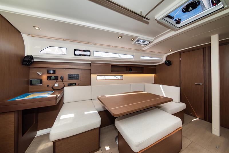 Book yachts online - sailboat - Oceanis 40.1 - Poseidon - rent