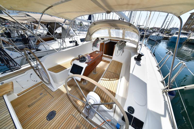 Book yachts online - sailboat - Bavaria Cruiser 41 - CHILL BILL - rent