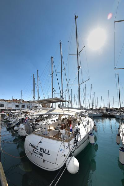 Book yachts online - sailboat - Bavaria Cruiser 41 - CHILL BILL - rent