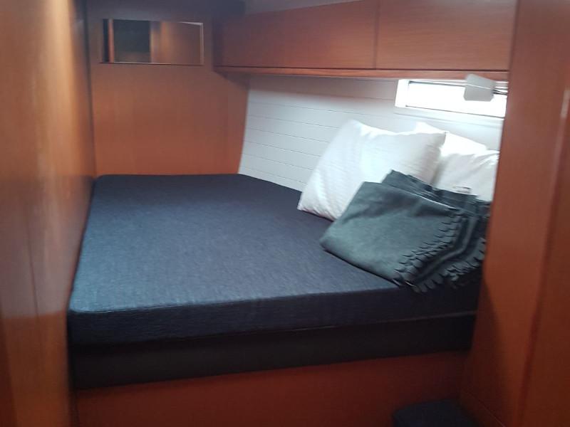 Book yachts online - sailboat - Bavaria Cruiser 51 - Nora - rent