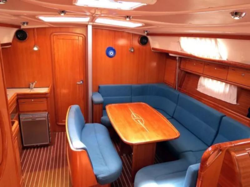 Book yachts online - sailboat - Bavaria 42 Cruiser - POŠIP - rent