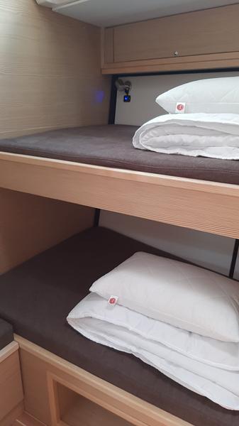 Book yachts online - sailboat - D&amp;D Kufner 54.2 - CHABLIES - rent