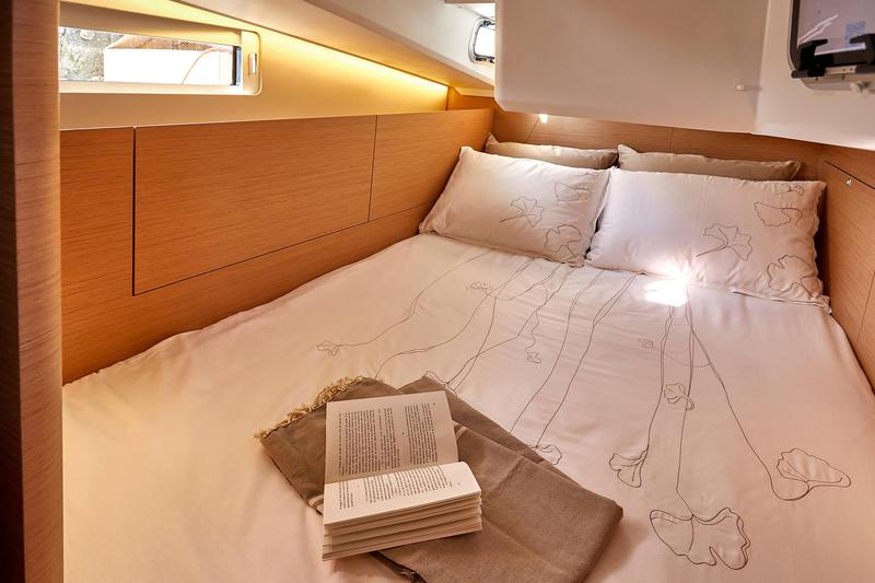Book yachts online - sailboat - Sun Odyssey 410 - Sea Breeze - rent