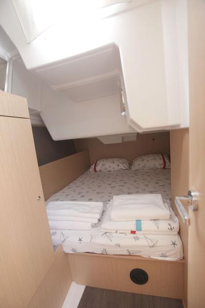 Book yachts online - sailboat - Oceanis 38.1 - Missy - rent