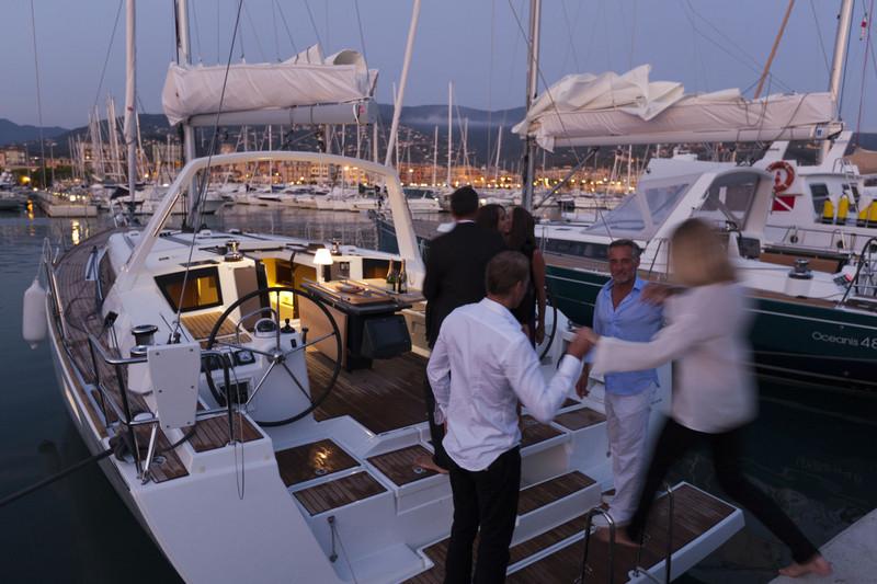 Book yachts online - sailboat - Oceanis 45 (2018) - Hande - rent