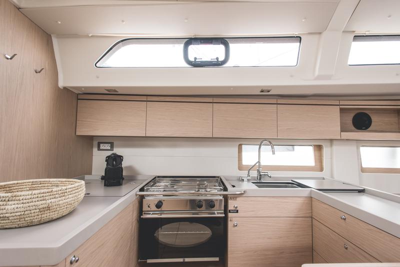 Book yachts online - sailboat - Oceanis 51.1 - Calipso - Premium line - rent