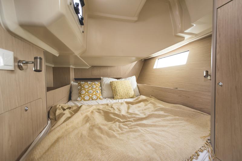 Book yachts online - sailboat - Oceanis 41.1 - Arianna - Standard line - rent