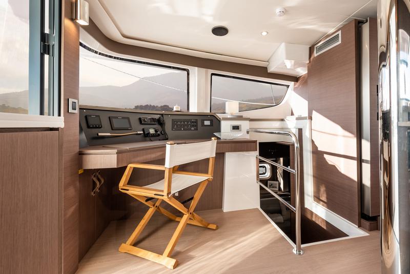 Book yachts online - catamaran - Bali 4.6* - Roma - Premium Crewed line - rent