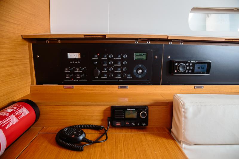 Book yachts online - sailboat - Sun Odyssey 519 - Kalos - Standard line - rent