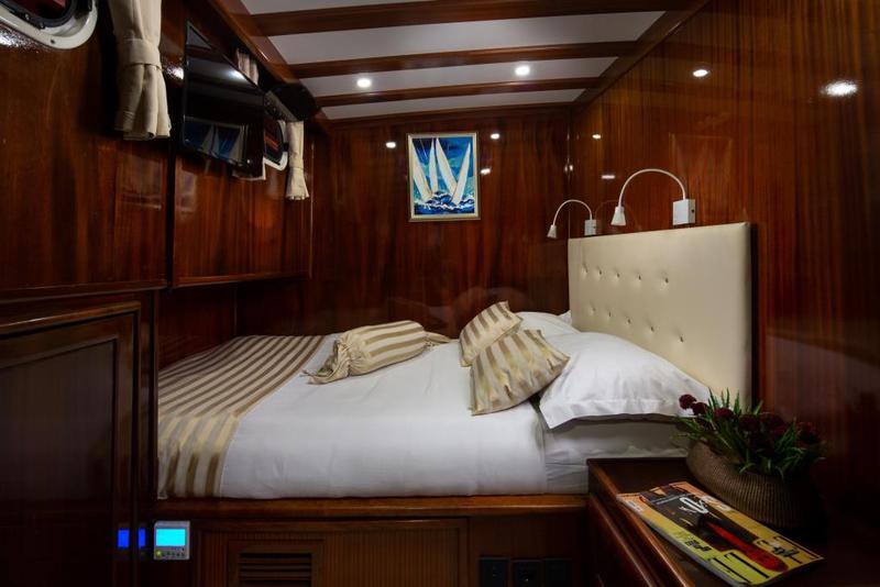 Book yachts online - other - Gulet - Saint Luca - rent