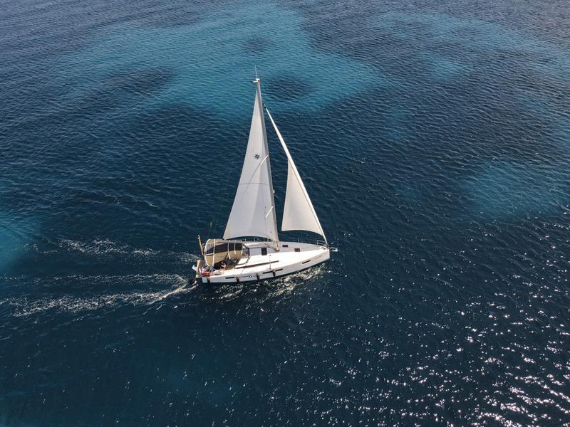 Book yachts online - sailboat - Sun Odyssey 410 - Marianna - rent