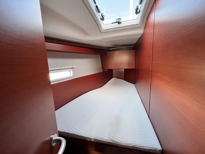 Book yachts online - sailboat - Hanse 458 - Avra - rent