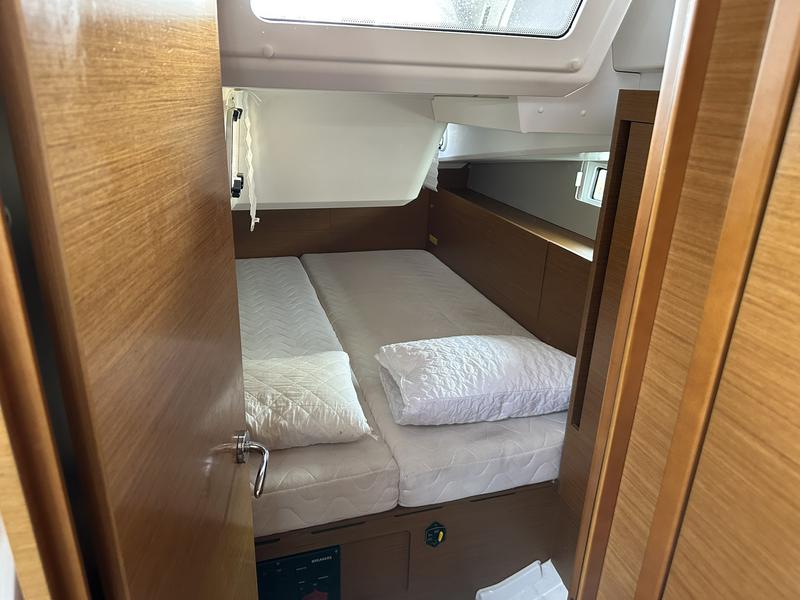 Book yachts online - sailboat - Sun Odyssey 490 - Kalm - rent