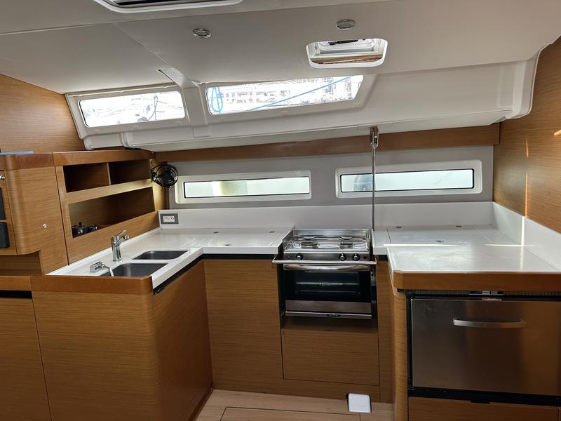 Book yachts online - sailboat - Sun Odyssey 490 - Kalm - rent
