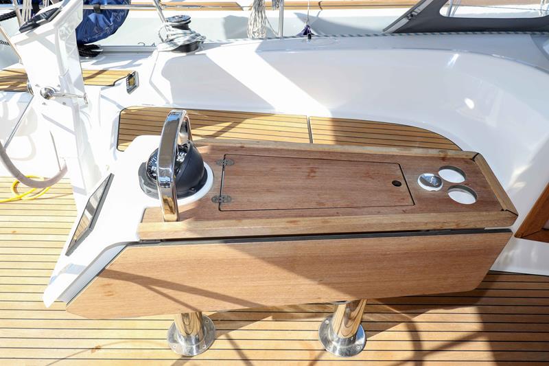 Book yachts online - sailboat - Bavaria Cruiser 34 - 3 cab - Aria  - rent