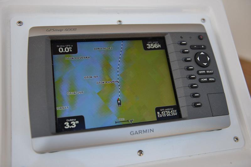 Book yachts online - sailboat - Bavaria Cruiser 37 - Prima - rent