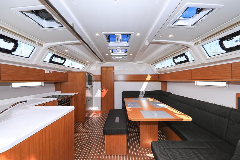 Book yachts online - sailboat - Bavaria Cruiser 46 Style - Hana - rent