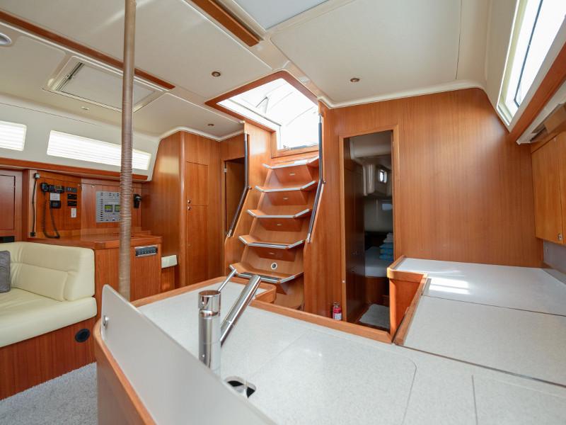 Book yachts online - sailboat - Elan 514 Impression - Maja 07   - rent
