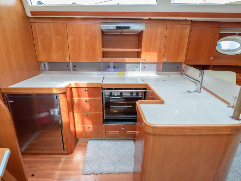 Book yachts online - sailboat - Elan 514 Impression - Maja 07   - rent
